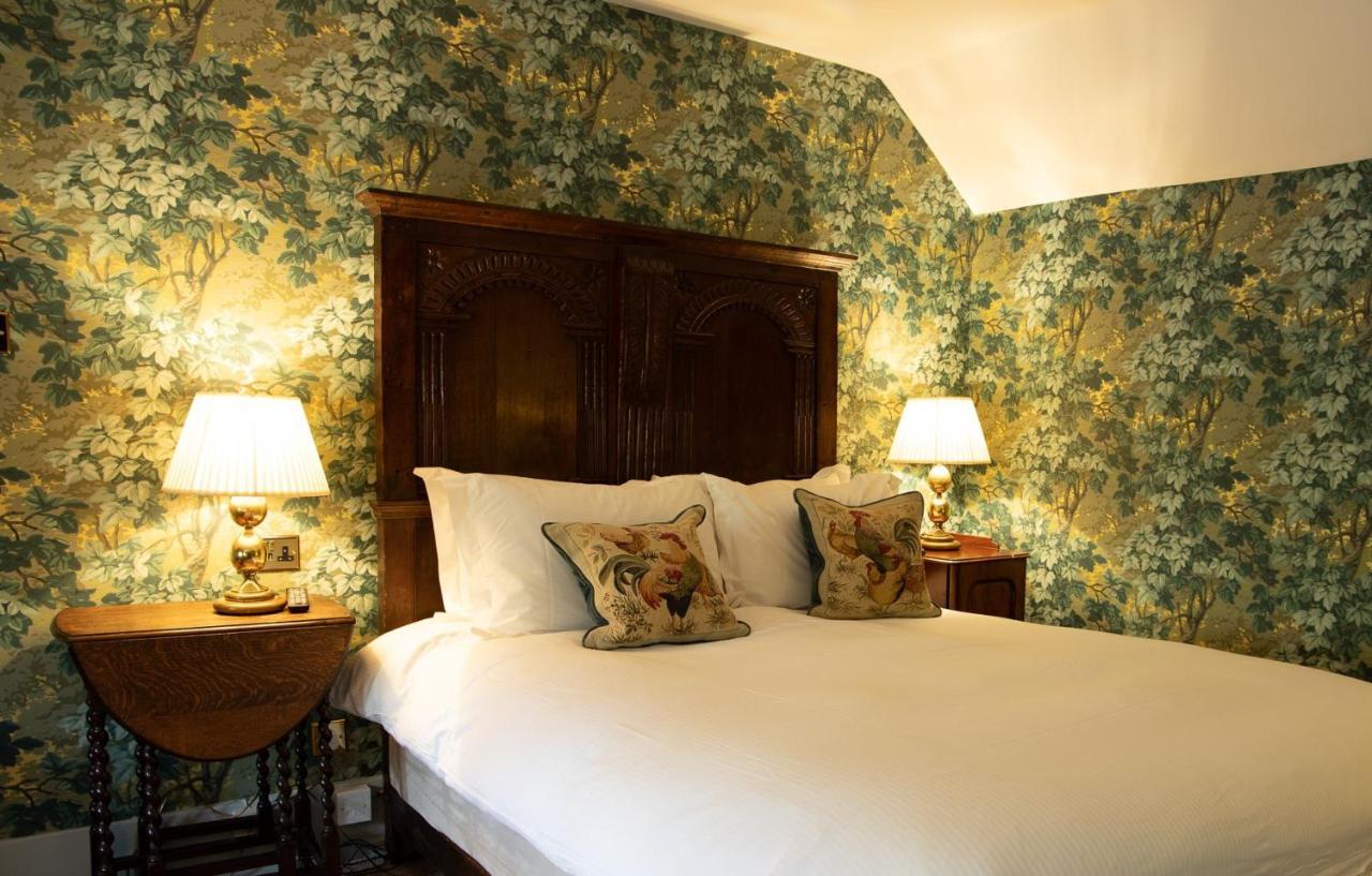 Ockenden Manor Hotel & Spa Cuckfield Экстерьер фото