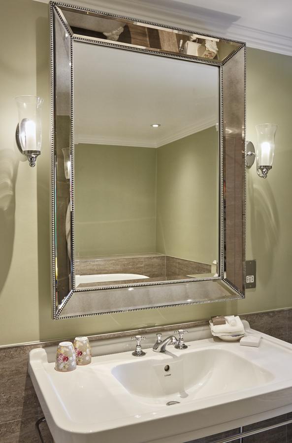 Ockenden Manor Hotel & Spa Cuckfield Экстерьер фото