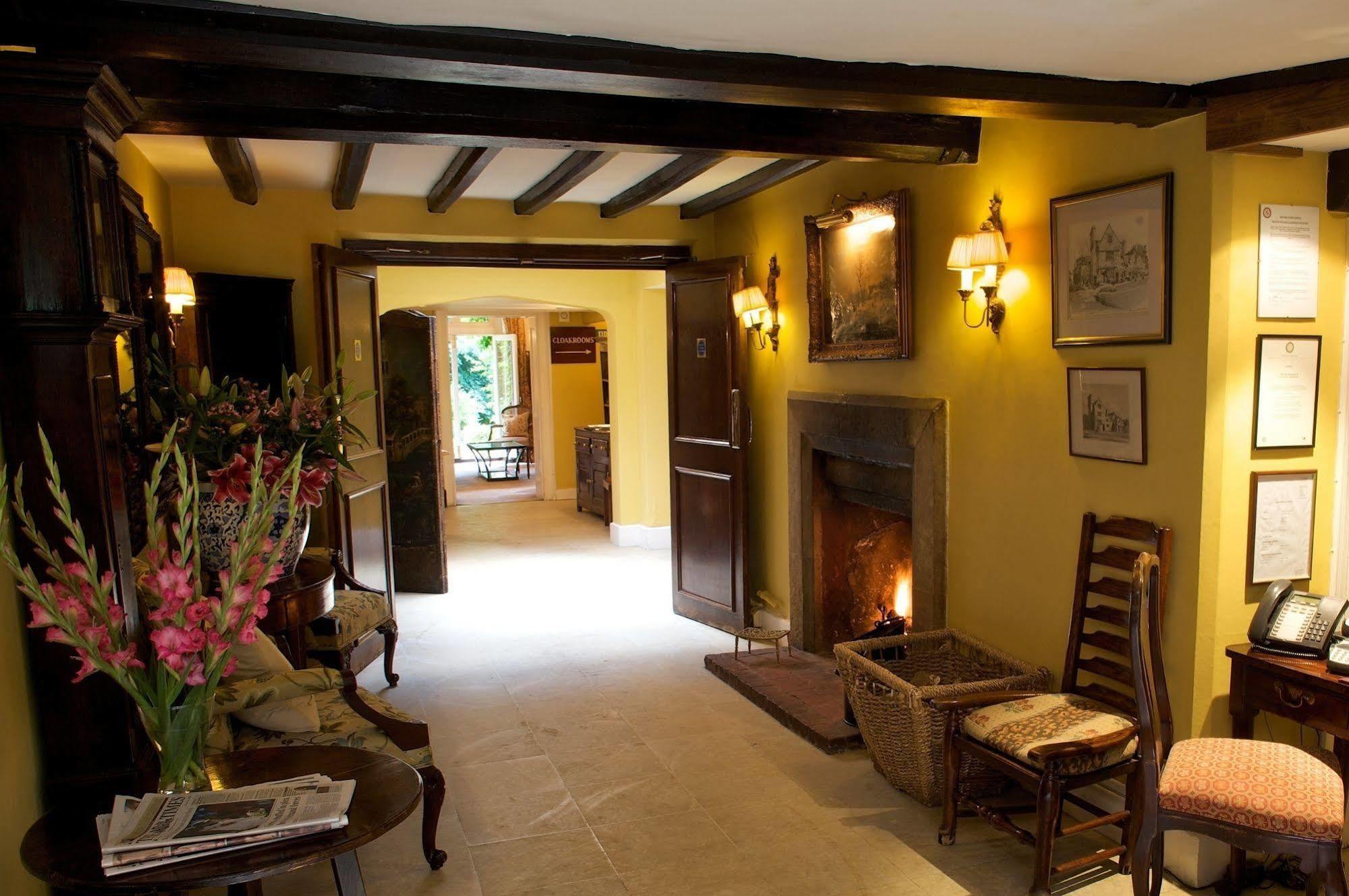 Ockenden Manor Hotel & Spa Cuckfield Экстерьер фото