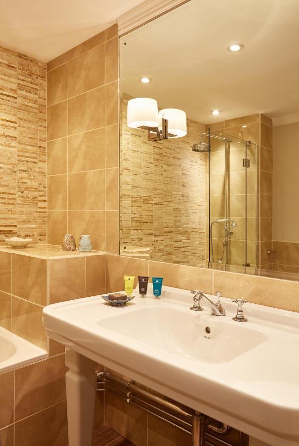 Ockenden Manor Hotel & Spa Cuckfield Экстерьер фото
