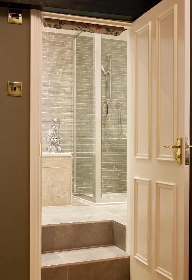 Ockenden Manor Hotel & Spa Cuckfield Экстерьер фото